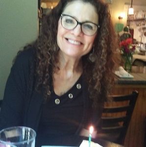 Meet your Posher, Carla